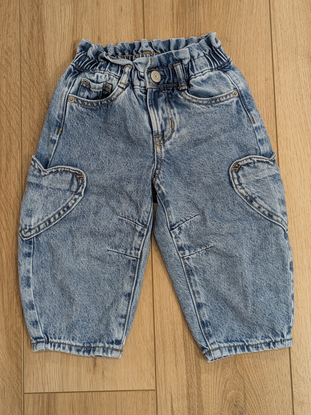 GAP Blue Denim Heart Pocket Barrel Jeans